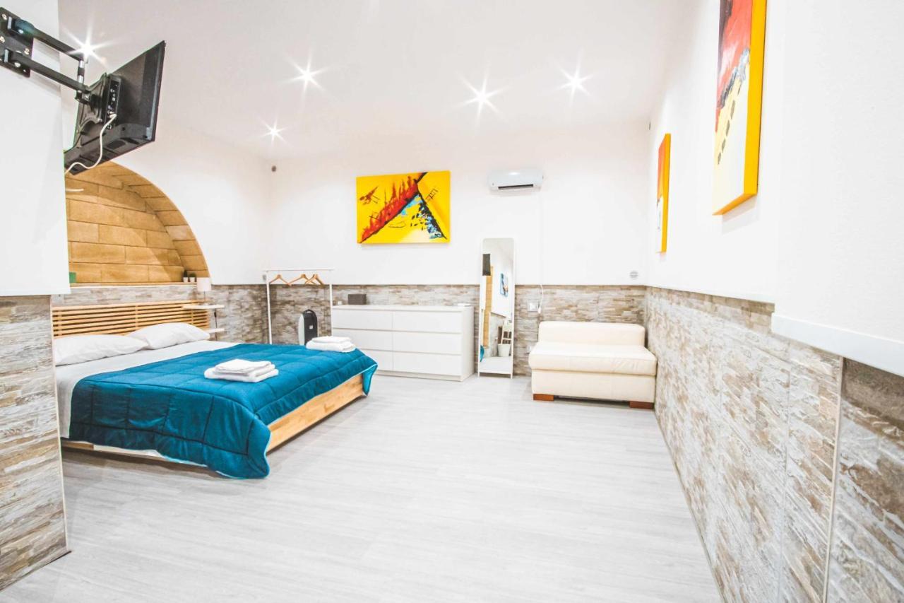 The Castle Apartment Барі Екстер'єр фото
