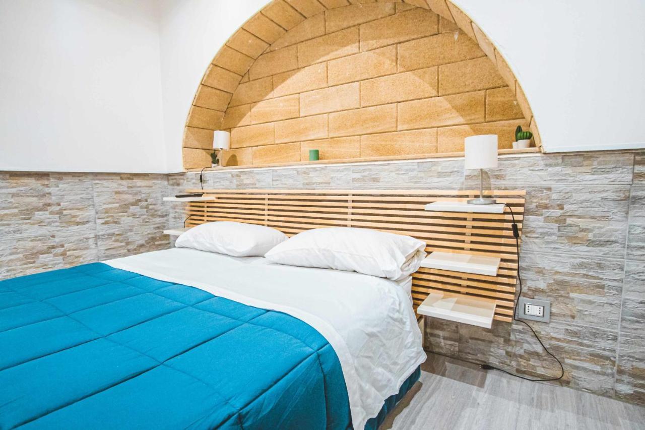 The Castle Apartment Барі Екстер'єр фото