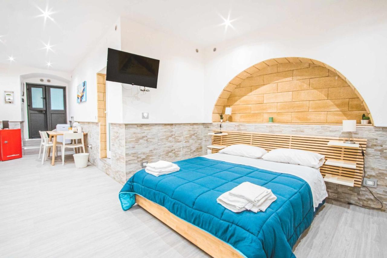 The Castle Apartment Барі Екстер'єр фото
